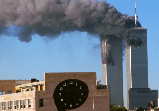 El ataque a las Torres Gemelas el 11 de septiembre ocasiónó una gerra contra los extremistas en Afganistán El ataque a las Torres Gemelas el 11 de septiembre ocasiónó una gerra contra los extremistas en Afganistán