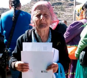mujer-81-años-termina-primaria-quiere-estudiar-secundaria mujer-81-años-termina-primaria-quiere-estudiar-secundaria
