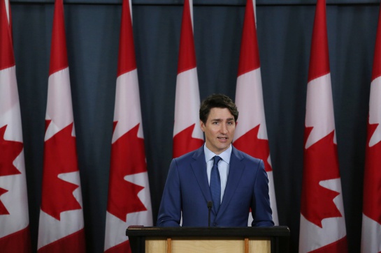 Según diversas encuestas, la popularidad de Trudeau cayó en picada durante el último año Según diversas encuestas, la popularidad de Trudeau cayó en picada durante el último año