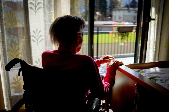 De acuerdo con el estudio de la Universidad de Exeter, publicado en la revista JAMA unos buenos hábitos de vida disminuyen el riesgo de padecer demencia De acuerdo con el estudio de la Universidad de Exeter, publicado en la revista JAMA unos buenos hábitos de vida disminuyen el riesgo de padecer demencia