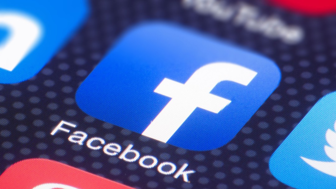 Alfaro ve a Facebook como aliado en su campaña