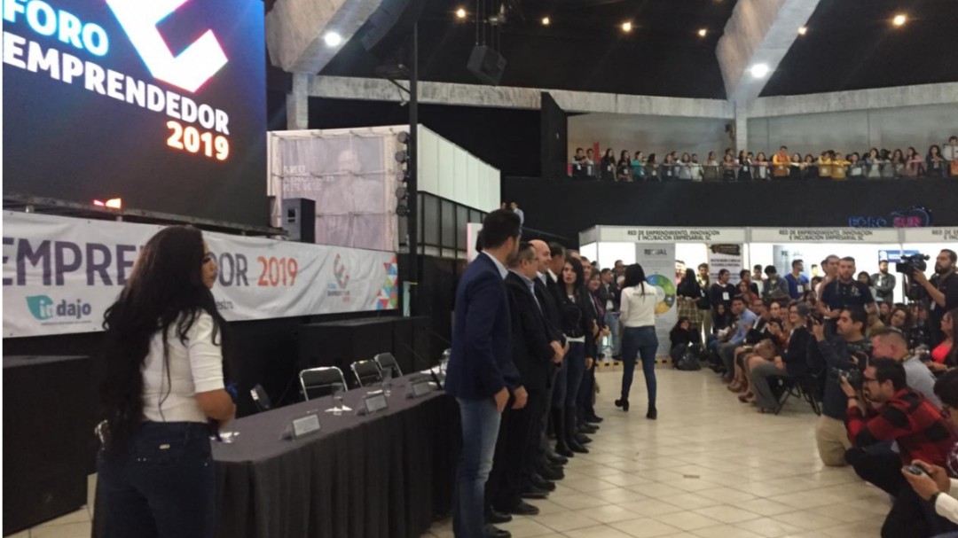 Realizan foro emprendedor en Tlajomulco