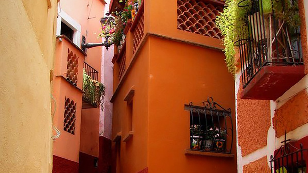 El callejón del beso en el Cervantino
