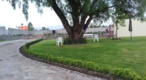La mansión de "El Marro" incautada tenía extensos jardines La mansión de "El Marro" incautada tenía extensos jardines