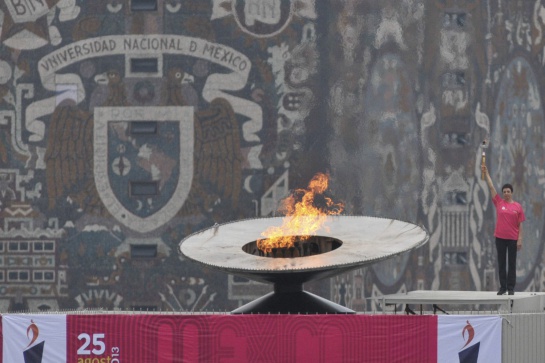 En 2013 Enriqueta Basilio encendió de nuevo el pebetero del Estadio Olímpico Universitario en una ceremonia previa al Maratón de la Ciudad de México En 2013 Enriqueta Basilio encendió de nuevo el pebetero del Estadio Olímpico Universitario en una ceremonia previa al Maratón de la Ciudad de México