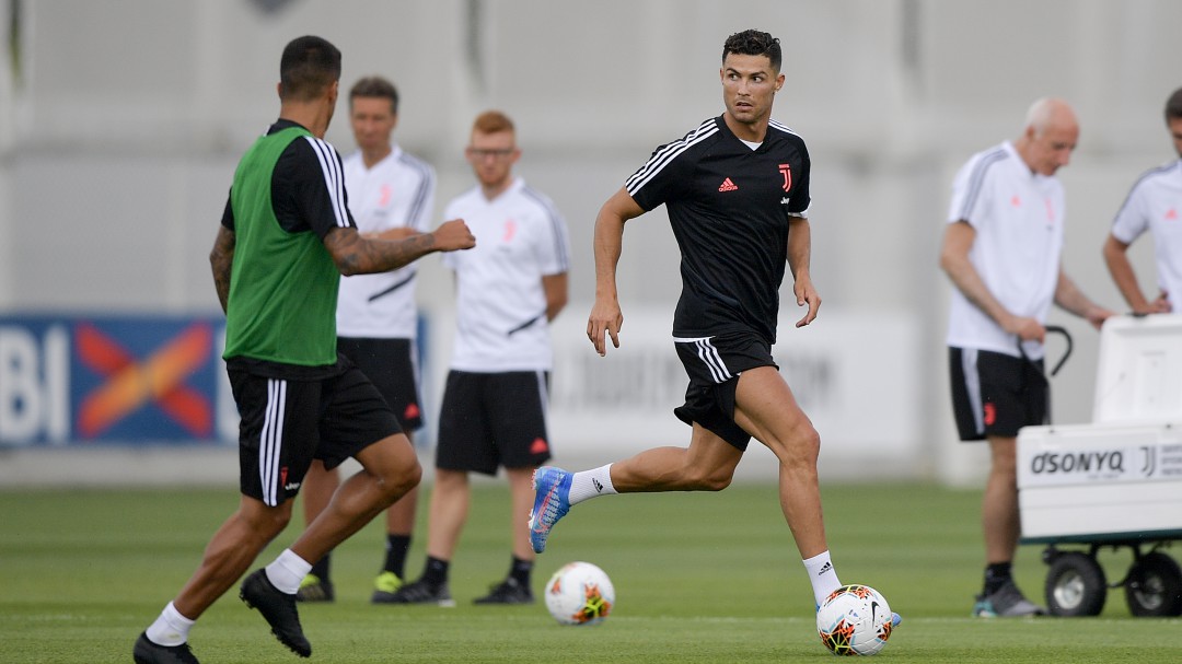 Cristiano Ronaldo llegó con un gran disfraz al entrenamiento de la Juventus