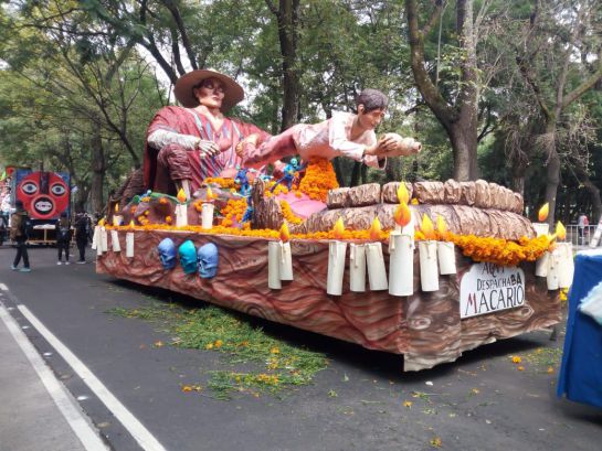 Festejan a “la flaca” con mega desfile de Día de Muertos Festejan a “la flaca” con mega desfile de Día de Muertos