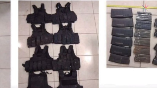 Las autoridades estatales dieron con este lugar, en agosto paasado,al llegar a la cueva se encontraron armas, varias municiones, chalecos antibalas, cobijas y ropa Las autoridades estatales dieron con este lugar, en agosto paasado,al llegar a la cueva se encontraron armas, varias municiones, chalecos antibalas, cobijas y ropa