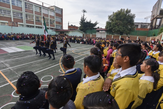 Las primarias y secundarias deberán llevar a cabo la junta de Consejo Técnico Escolar el día viernes 15 de noviembre Las primarias y secundarias deberán llevar a cabo la junta de Consejo Técnico Escolar el día viernes 15 de noviembre
