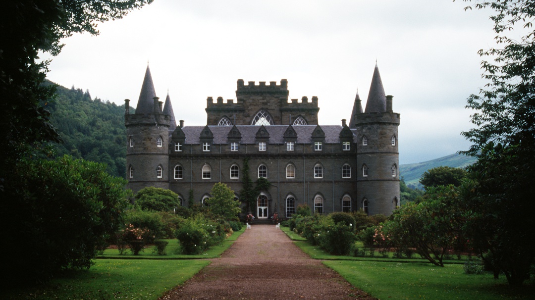 Podrías tener un castillo en Escocia, si tu apellido aparece en esta lista