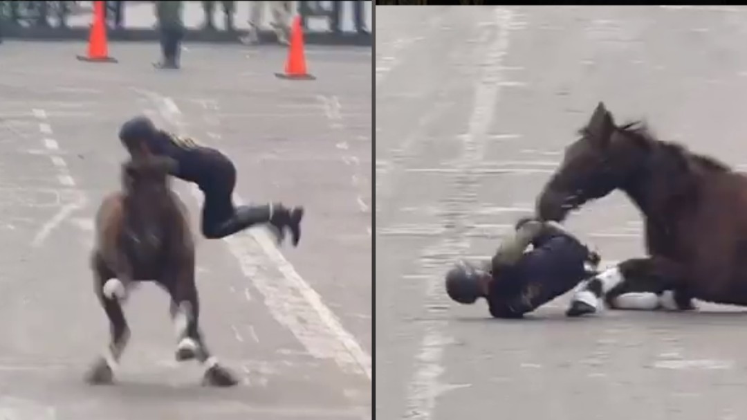 Captan caída de jinete durante desfile de la Revolución Mexicana