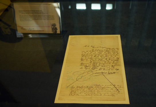 El motivo de la carta es que Zapata le pidía a Palafox entregar a los portadores las leyes, circulares y otros documentos como el Plan de Ayala El motivo de la carta es que Zapata le pidía a Palafox entregar a los portadores las leyes, circulares y otros documentos como el Plan de Ayala