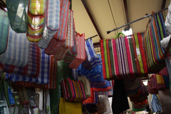 Las típicas bolsas de mandado son una alternativa de gran durabilidad Las típicas bolsas de mandado son una alternativa de gran durabilidad