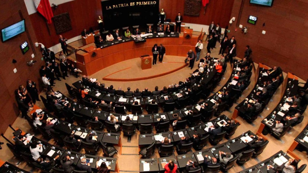 Legisladores se echan para atrás y se dejan el fuero