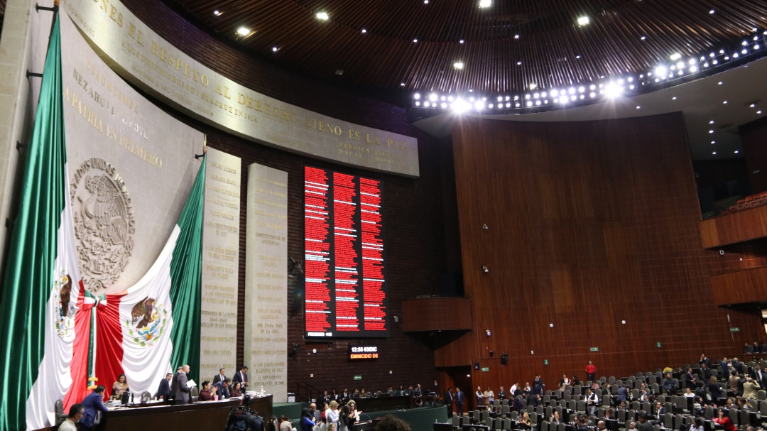 A la "congeladora" iniciativa de AMLO que eliminaría fuero constitucional