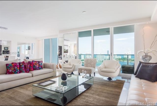 La casa era parte de nuestras inversiones en Miami. Nosotros se las rentamos a Genaro e hicimos un contrato y nos hacía depósitos: familia Weinberg La casa era parte de nuestras inversiones en Miami. Nosotros se las rentamos a Genaro e hicimos un contrato y nos hacía depósitos: familia Weinberg