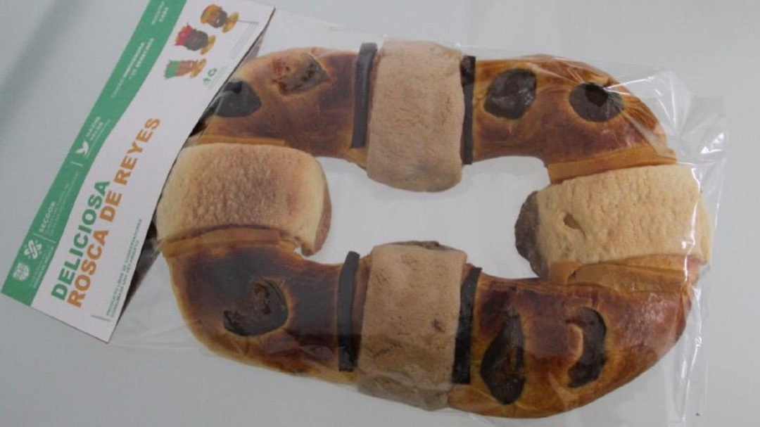 Elaboran presos Roscas de Reyes para vender al público