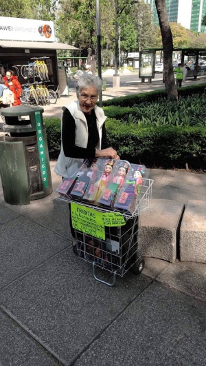 El objetivo de esta mujer es hacernos ver que lo hecho en el país no tiene nada que pedirle a lo que se fabrica en otros lugares El objetivo de esta mujer es hacernos ver que lo hecho en el país no tiene nada que pedirle a lo que se fabrica en otros lugares