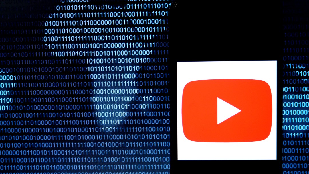 YouTube podría estar recomendando información falsa sobre cambio climático