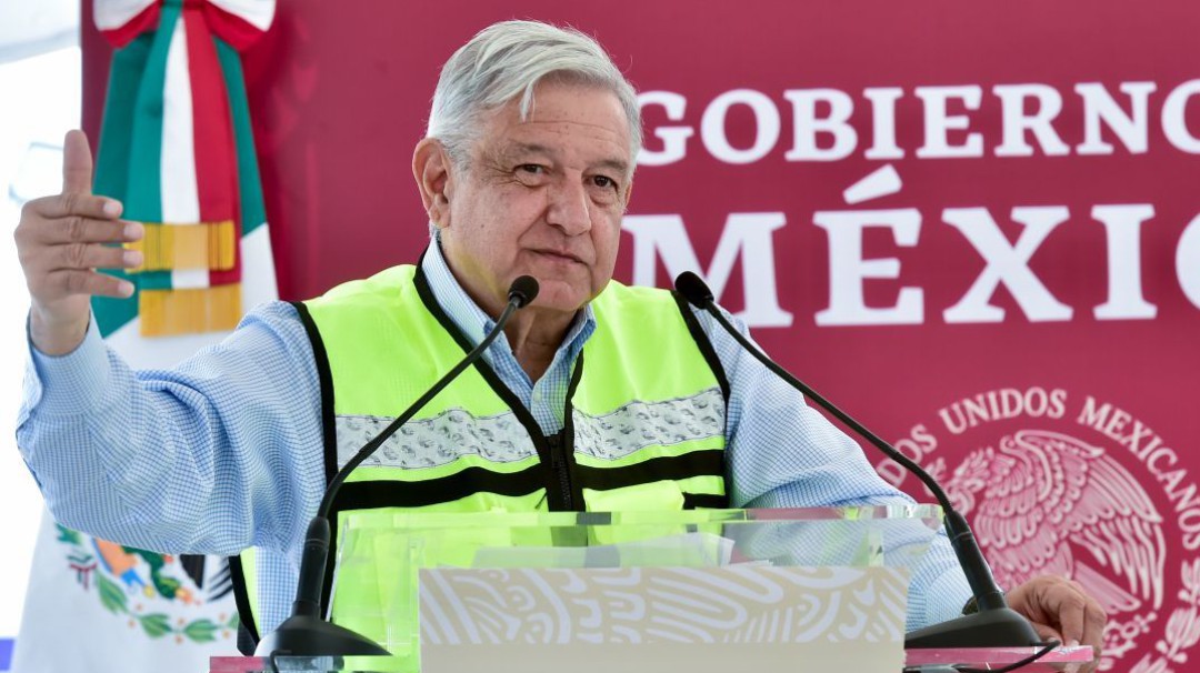 AMLO invita a empresas a participar en proyectos del gobierno