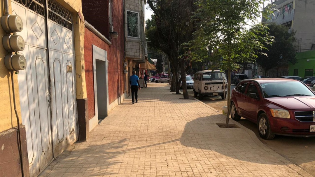 Invierte alcaldía Venustiana Carranza 48 MDP para construir banquetas