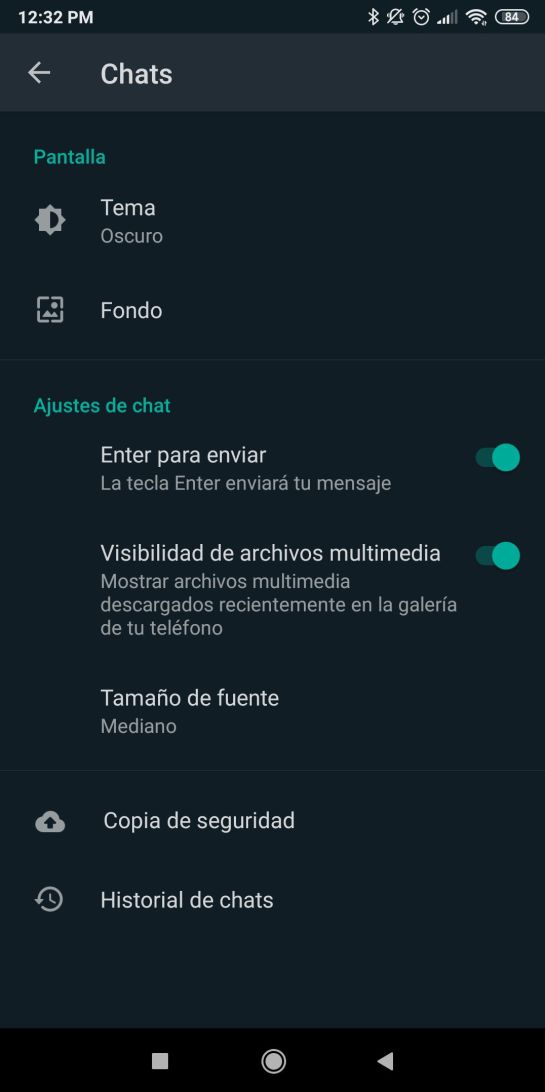 Modo oscuro en WhatsApp Modo oscuro en WhatsApp