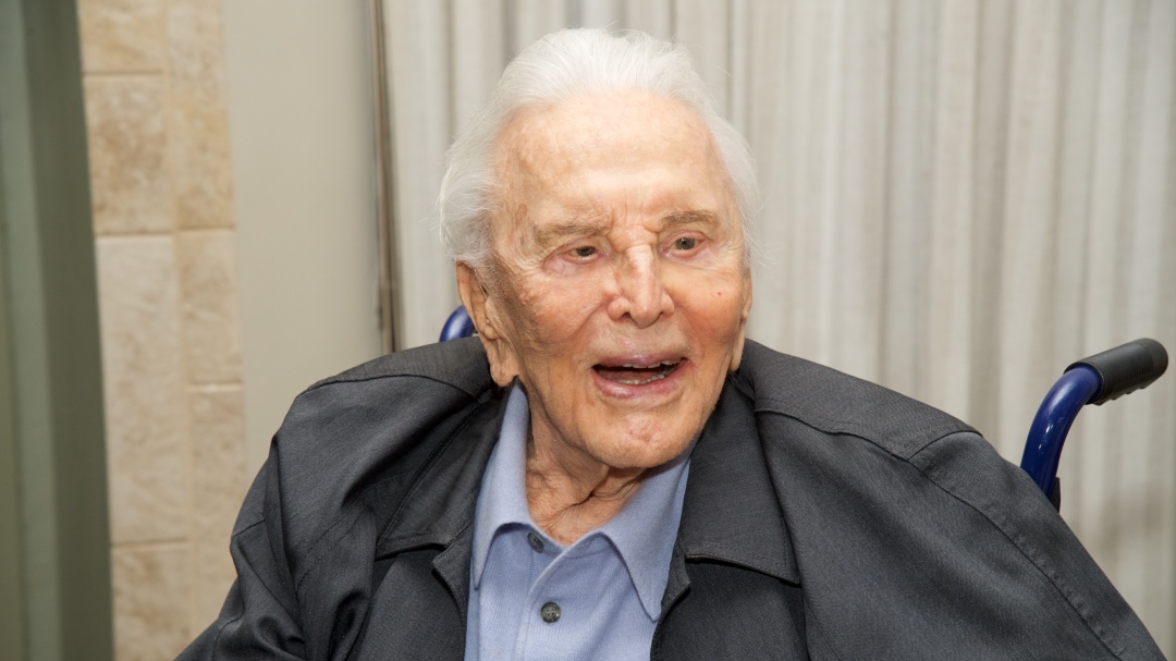 Fallece el actor Kirk Douglas a los 103 años de edad