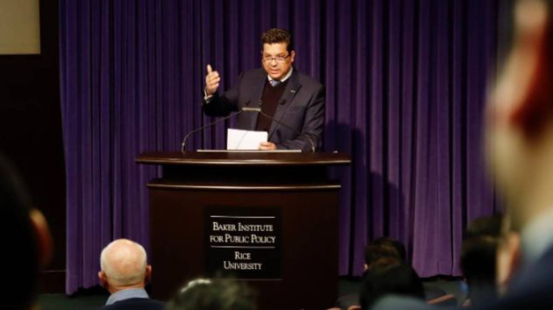 Presenta gobernador ventajas económicas de Tamaulipas en Houston