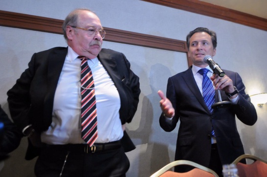 Conferencia de Emilio Lozoya en 2017 en la que negó los sobornos por 10 millones de dólares en el caso Odebrecht Conferencia de Emilio Lozoya en 2017 en la que negó los sobornos por 10 millones de dólares en el caso Odebrecht