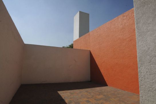 Luis Barragán, uno de los arquitectos emblemáticos del período moderno en México, Luis Barragán, uno de los arquitectos emblemáticos del período moderno en México,