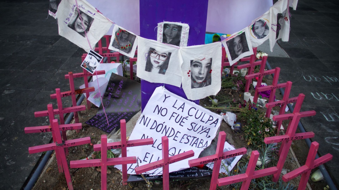 Oposición de AMLO al feminismo tendrá costo político: Sabina Berman