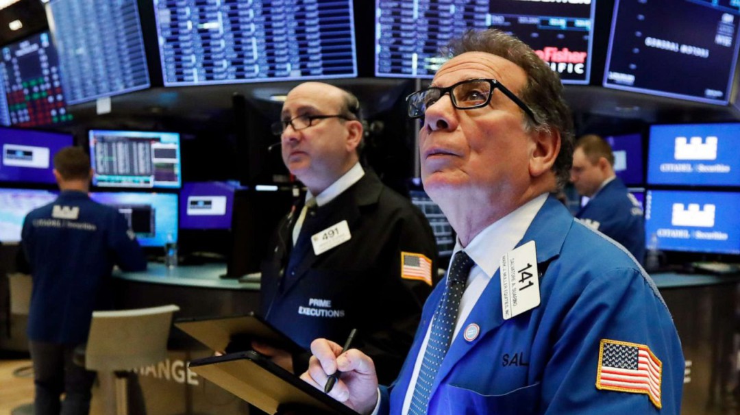 Wall Street se derrumba ante coronavirus; Dow Jones tiene caída récord
