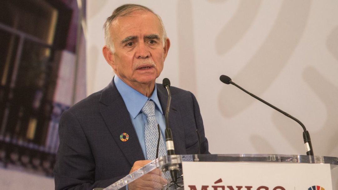 El gabinete prepara un plan para enfrentar emergencia económica: Romo