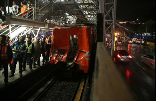 El segundo accidente que ocurrió en el metro de la Ciudad de México fue en la tarde del lunes 4 de mayo del 2015. El segundo accidente que ocurrió en el metro de la Ciudad de México fue en la tarde del lunes 4 de mayo del 2015.