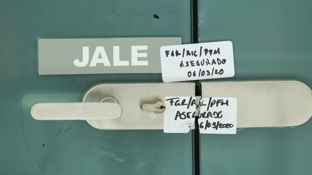 Entregan oficinas de PAN tras acusación de espionaje