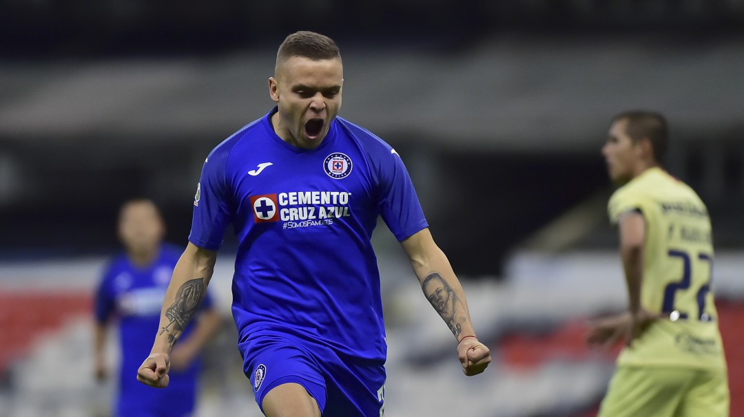 Cruz Azul se reafirma como líder ante el América
