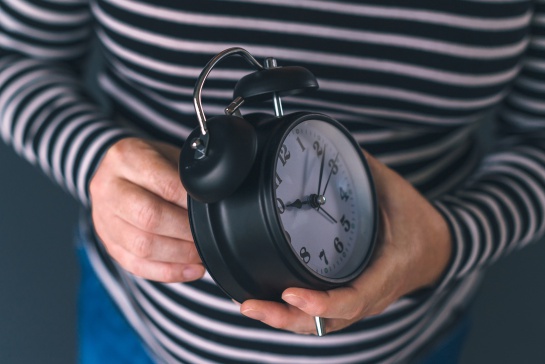 El domingo 5 de abril deberás adelantar tu reloj una hora El domingo 5 de abril deberás adelantar tu reloj una hora