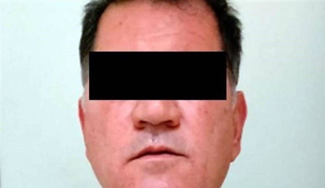Detienen a ex funcionario de Pemex por corrupción