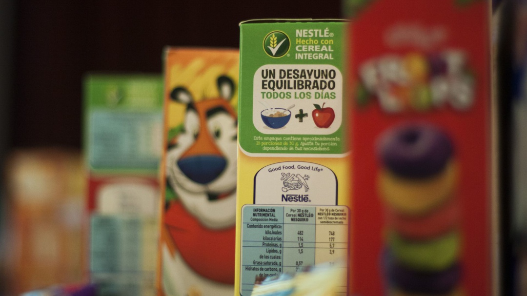 Quitarán personajes de comida chatarra por nuevo etiquetado