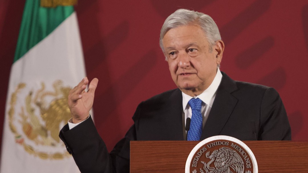 Cede AMLO ante presión de OPEP