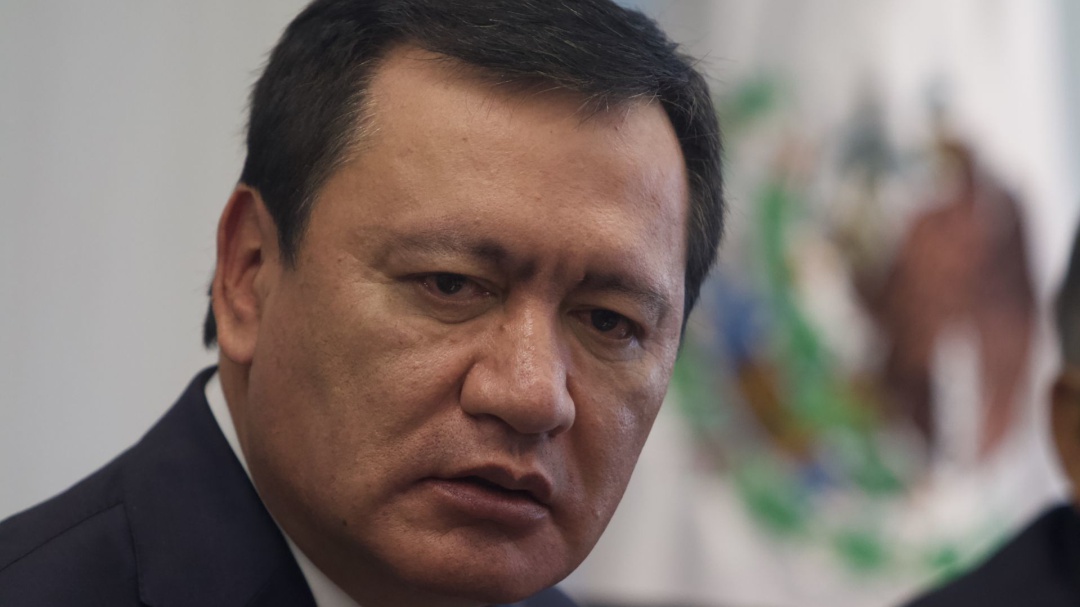 Osorio Chong primer senador contagiado de COVID-19