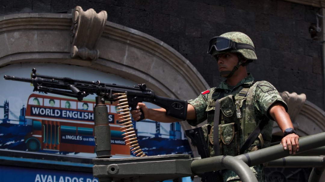 AMLO da la razón a Calderón y Peña con decreto militarizador: Álvarez Icaza