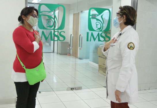 “Yo les agradezco a los médicos, ya que le dieron los cuidados de calidad. Muchas gracias a los doctores que siempre nos estuvieron informando del estado de salud de mi mamá”, concluyó Azucena “Yo les agradezco a los médicos, ya que le dieron los cuidados de calidad. Muchas gracias a los doctores que siempre nos estuvieron informando del estado de salud de mi mamá”, concluyó Azucena