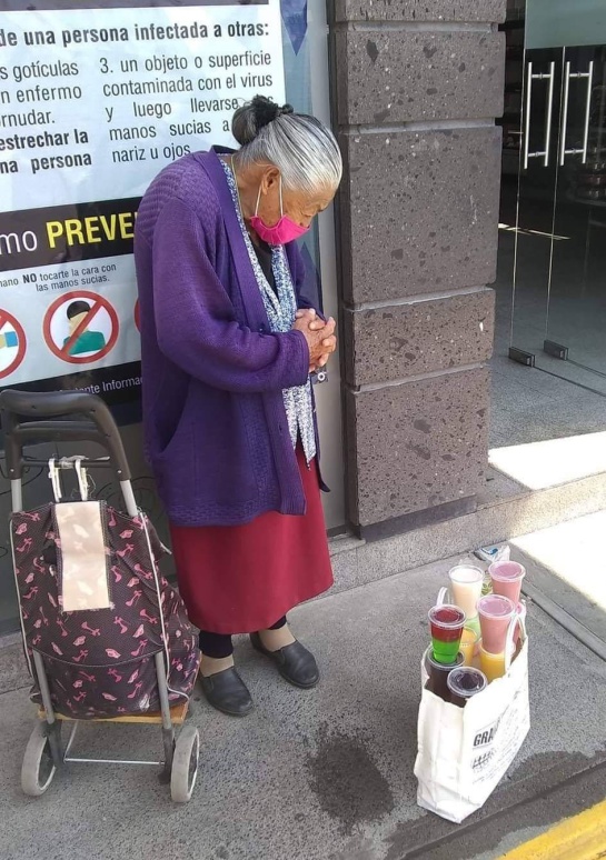 Algunas publicaciones de redes aseguran que ella siempre está afuera de una panadería en la zona de bancos, en calles del municipio de Cuautitlán Izcalli, Estado de México Algunas publicaciones de redes aseguran que ella siempre está afuera de una panadería en la zona de bancos, en calles del municipio de Cuautitlán Izcalli, Estado de México