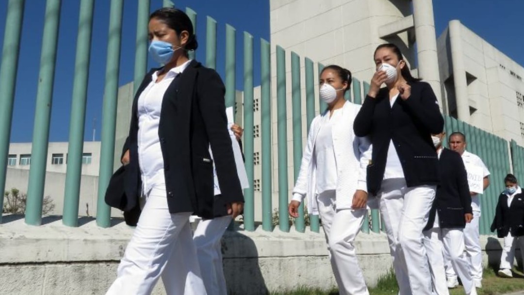 Continúan actos de discriminación a personal médico