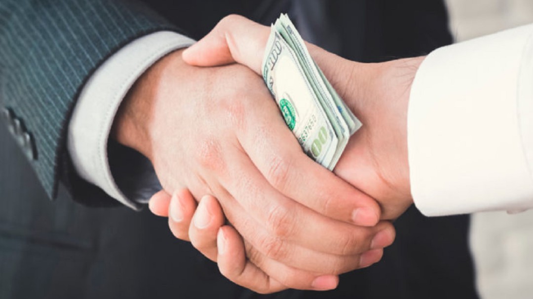El costo de la corrupción se incrementó en 64% por las 'mordidas'
