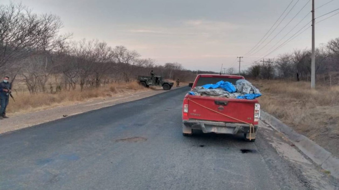 Hallan 12 cuerpos en Huétamo, Michoacán
