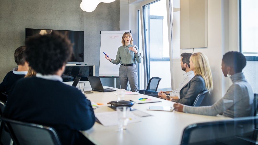 La mujer y el nuevo liderazgo
