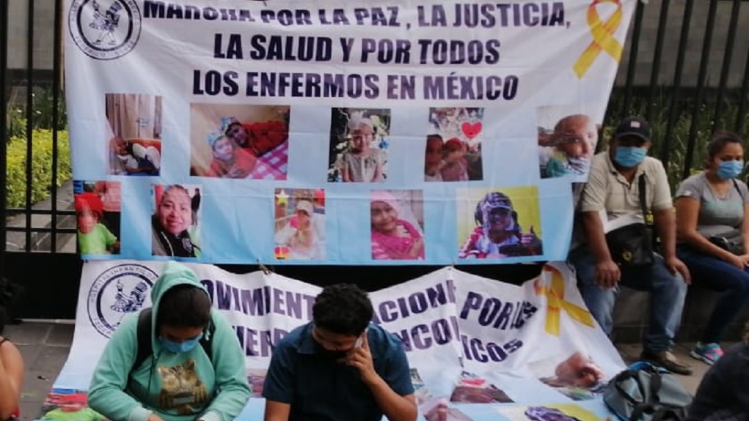Medicamentos contra cáncer faltan sólo en México: Israel Rivas