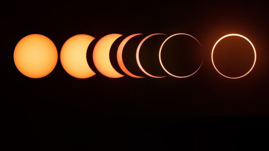 El eclipse anular de Sol también se le conoce como "Anillo de Fuego" El eclipse anular de Sol también se le conoce como "Anillo de Fuego"